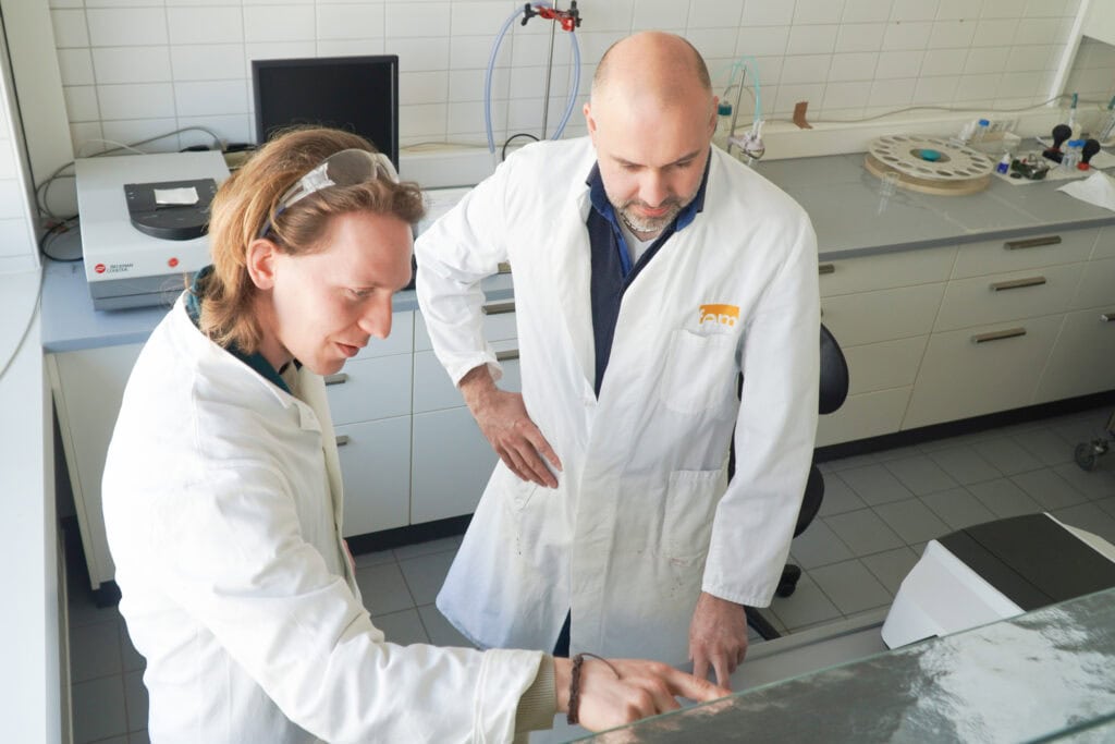 03 blaualgen in bade und trinkwasser toxine schneller nachweisen fem forschungsinstitut